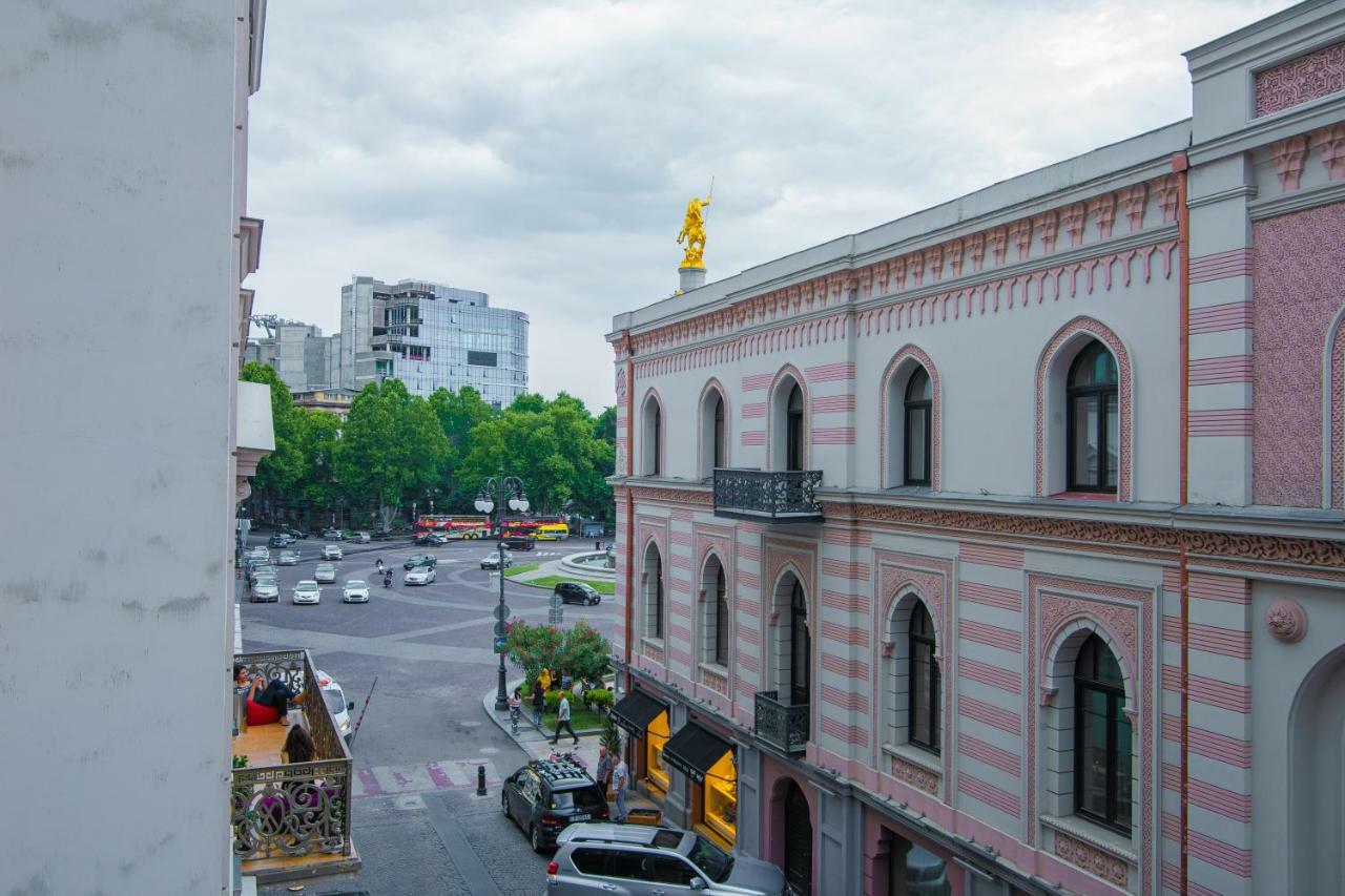 Solo Apartment In City Center Тбілісі Екстер'єр фото