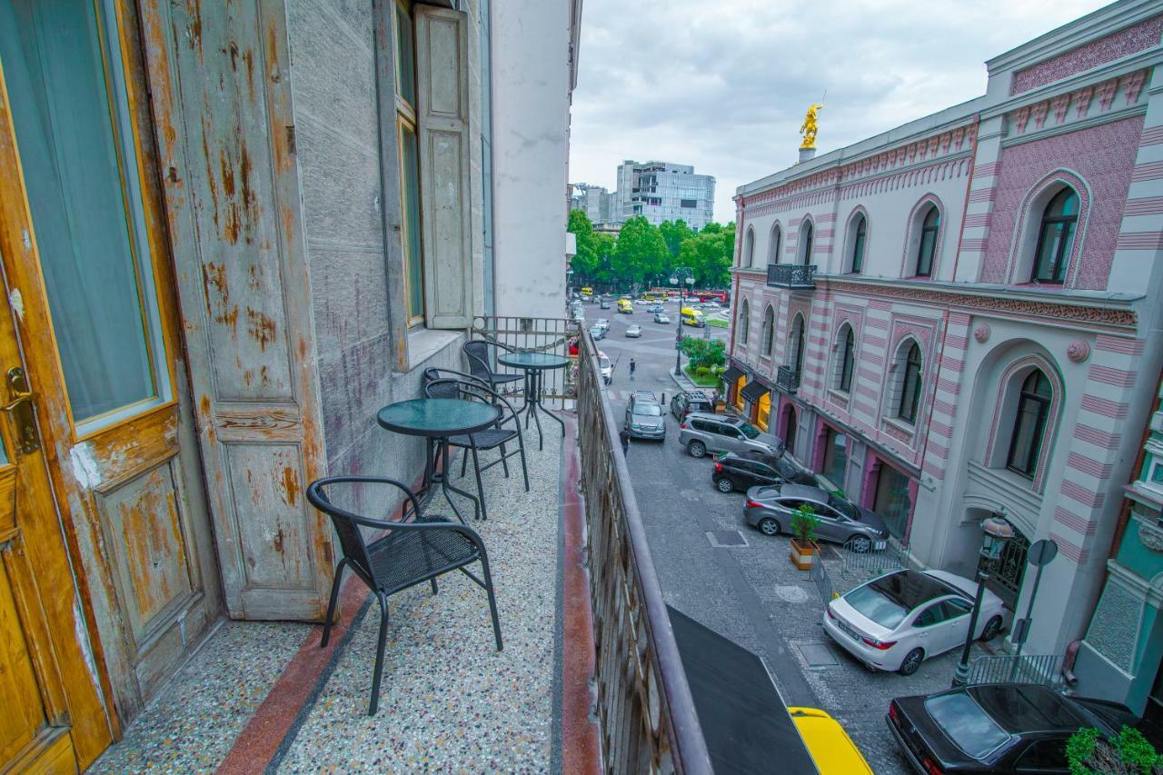 Solo Apartment In City Center Тбілісі Екстер'єр фото