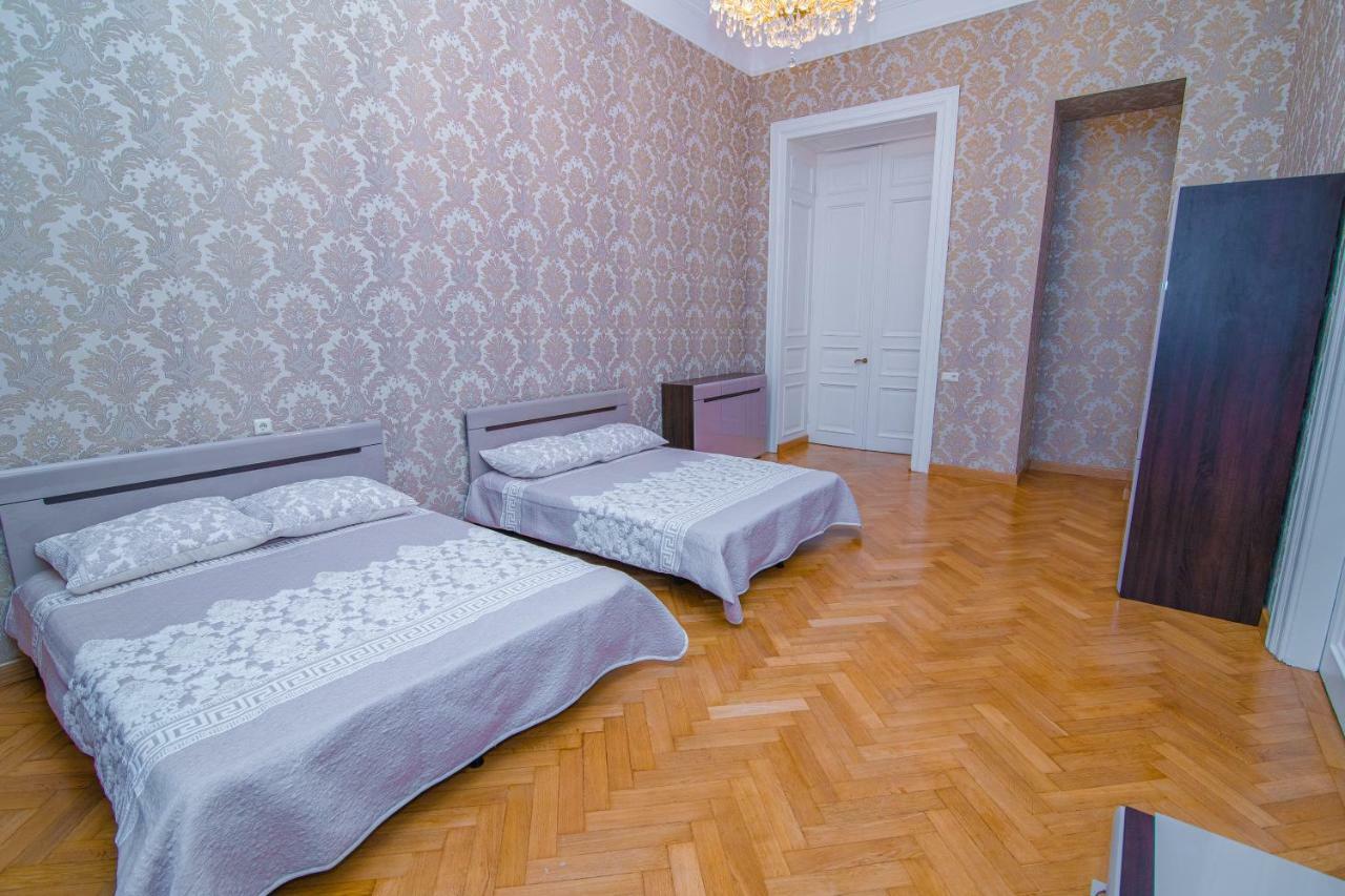 Solo Apartment In City Center Тбілісі Екстер'єр фото